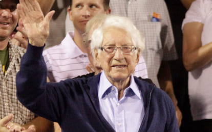Carl Lindner Jr. story of a high school dropout billionaire