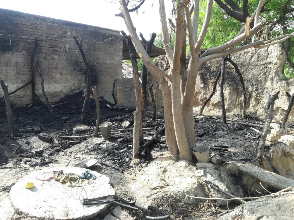 kid died in hut fire in lucknow