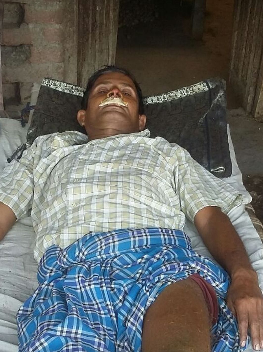 thief injured The villagers, took the cattle 