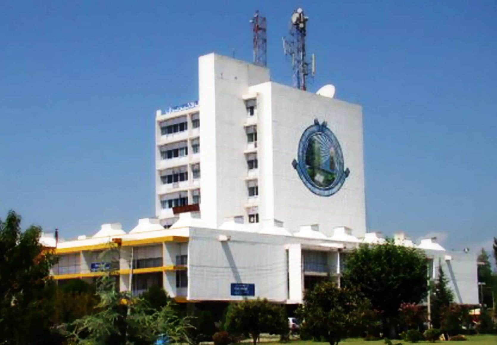Work on research in Jammu and Kashmir University, all others performed poorly