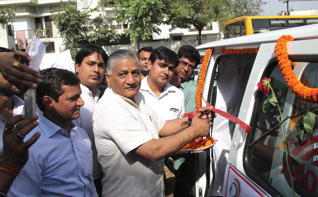 E-public service mobile van MP visible green light