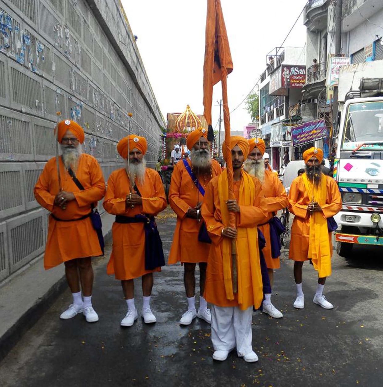 Furore in Delhi Sikh politics over city kirtan