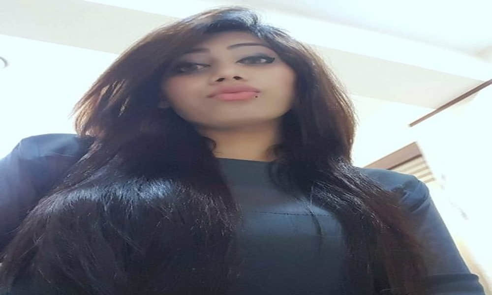 Rumoured Dabangg 3 actress Pearl Raah leaks topless picture