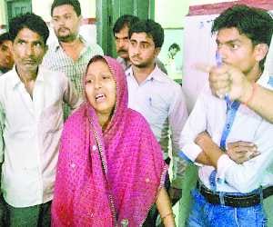 Student shot dead in Sarraf store