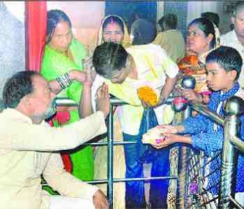Goddess of temples devotees thronging 