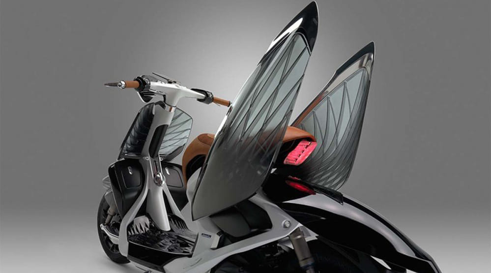 Meet the Dragonfly on Two-Wheels - Yamaha 04GEN