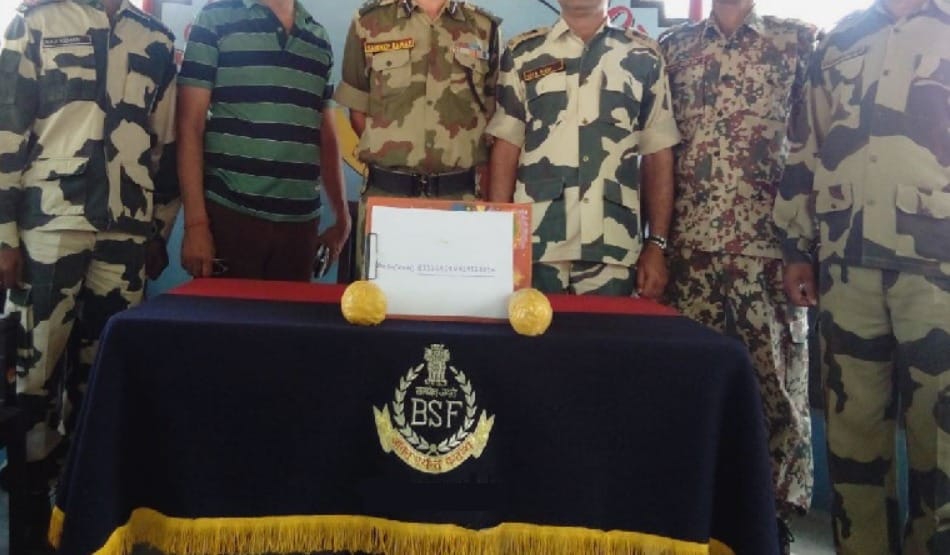 BSF seized heroin of rupees 10 crore from pak border