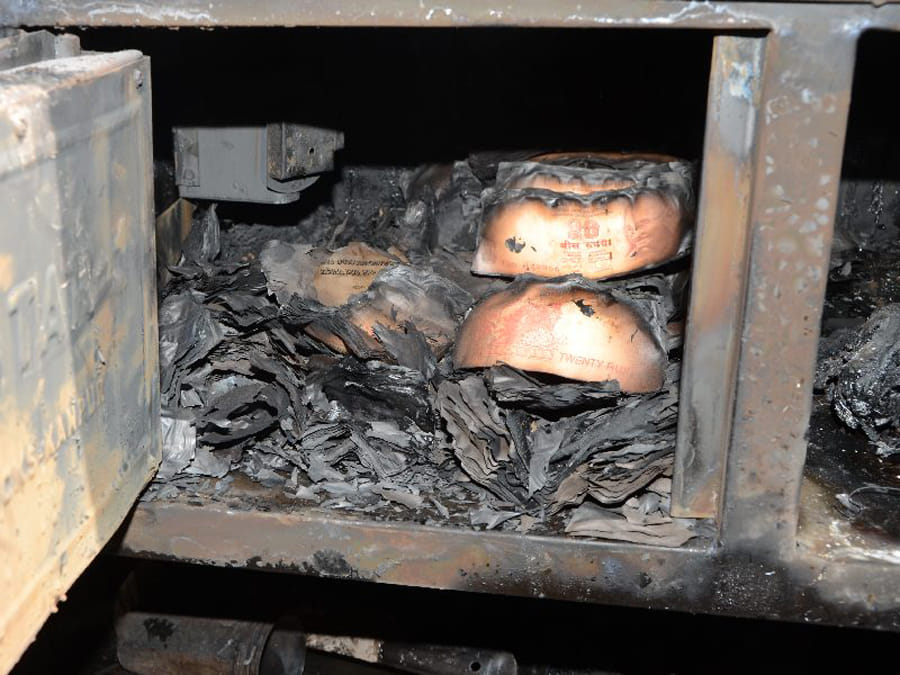 70 home burned in Katari Kallu kanpur