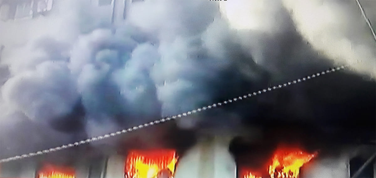 The spark from the stove to burn the house