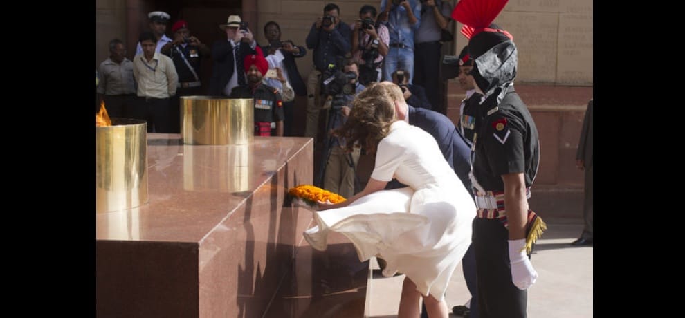 kate middleton faces marilyn monroe in delhi at amar jawan jyoti