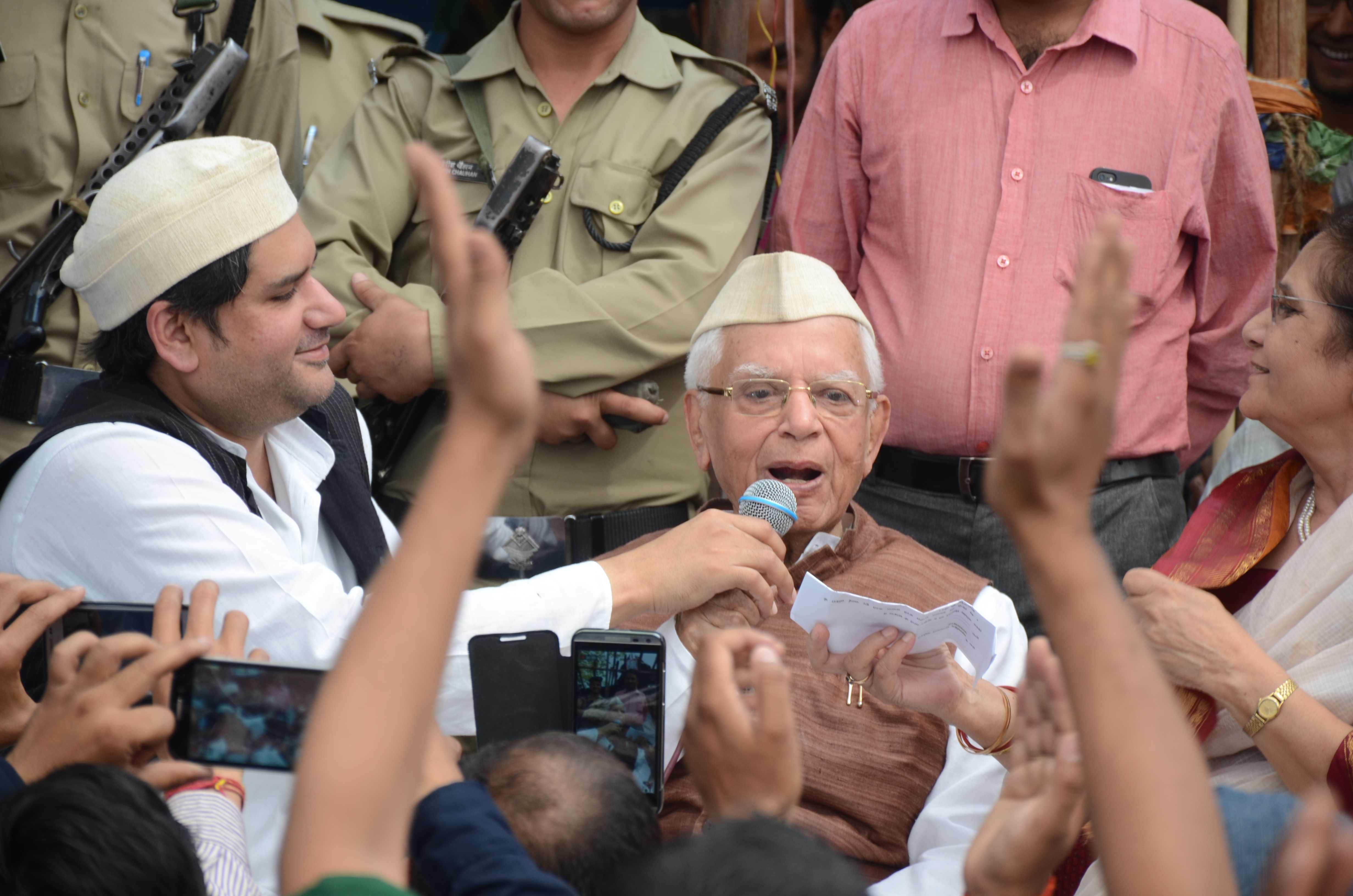 uttarakhand ex chief minister soon left Government Accommodation