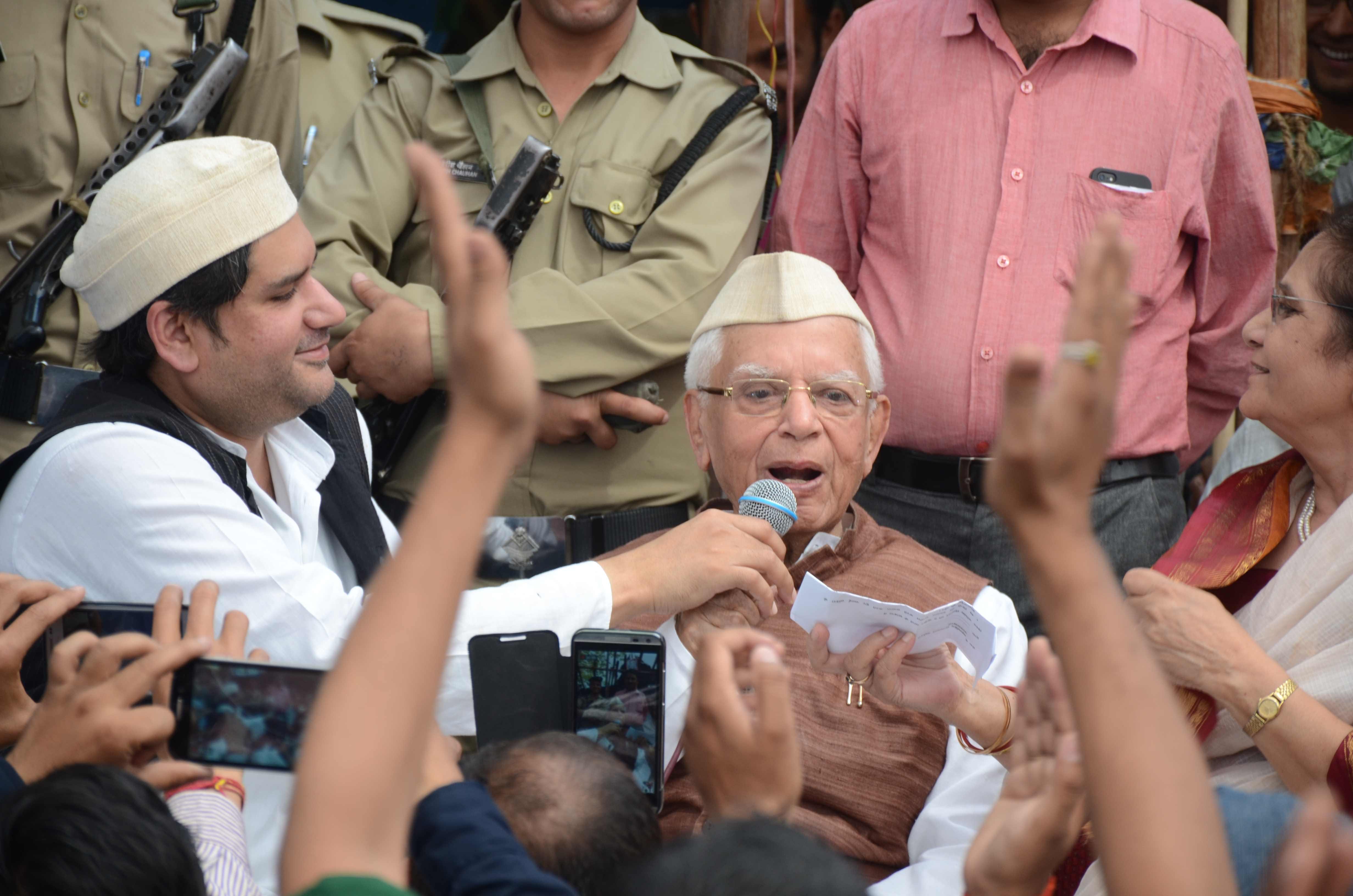 congress senior leader against congress