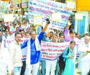 Teachers, students pulled Peace March