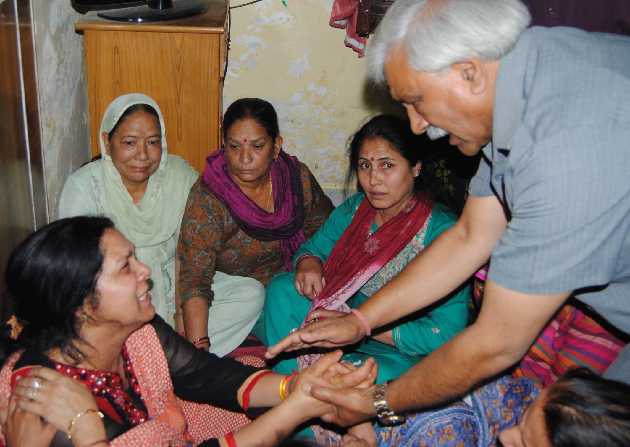 Samajwadi party leader vinod badthwal cremation.