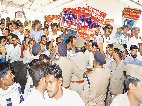 Slogans during PM's speech