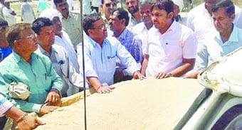 Sand mining entangled in the border dispute 