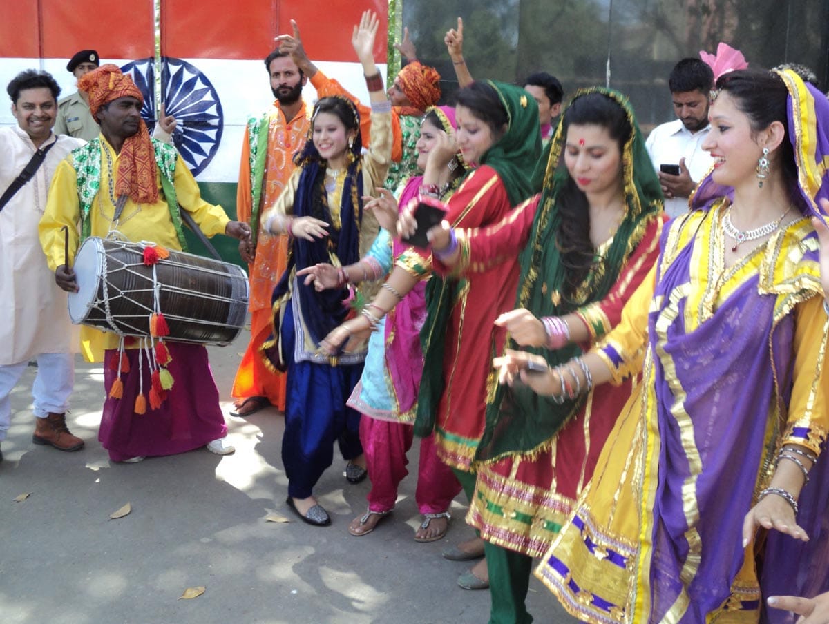 Baisakhi celebration at suchetgarh border