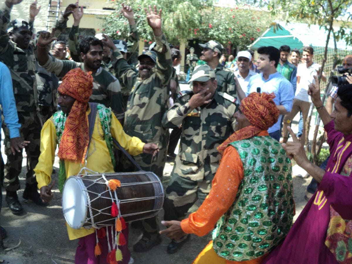 Baisakhi celebration at suchetgarh border