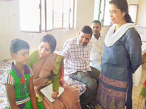 The children ask the name of the chief minister laid silence