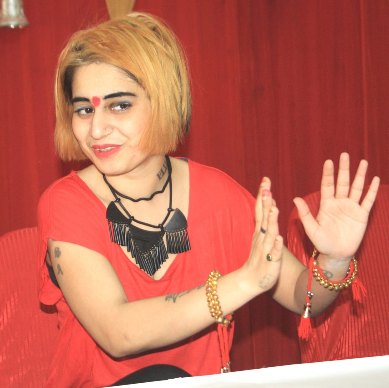 "Do not Suicide women show courage '
