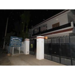 bhiwani news, roof, student, jump, coaching center, dead