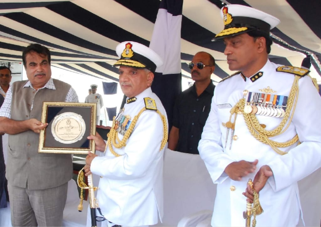 Deputy Inspector General Surendra Singh Dasila command on Shoor