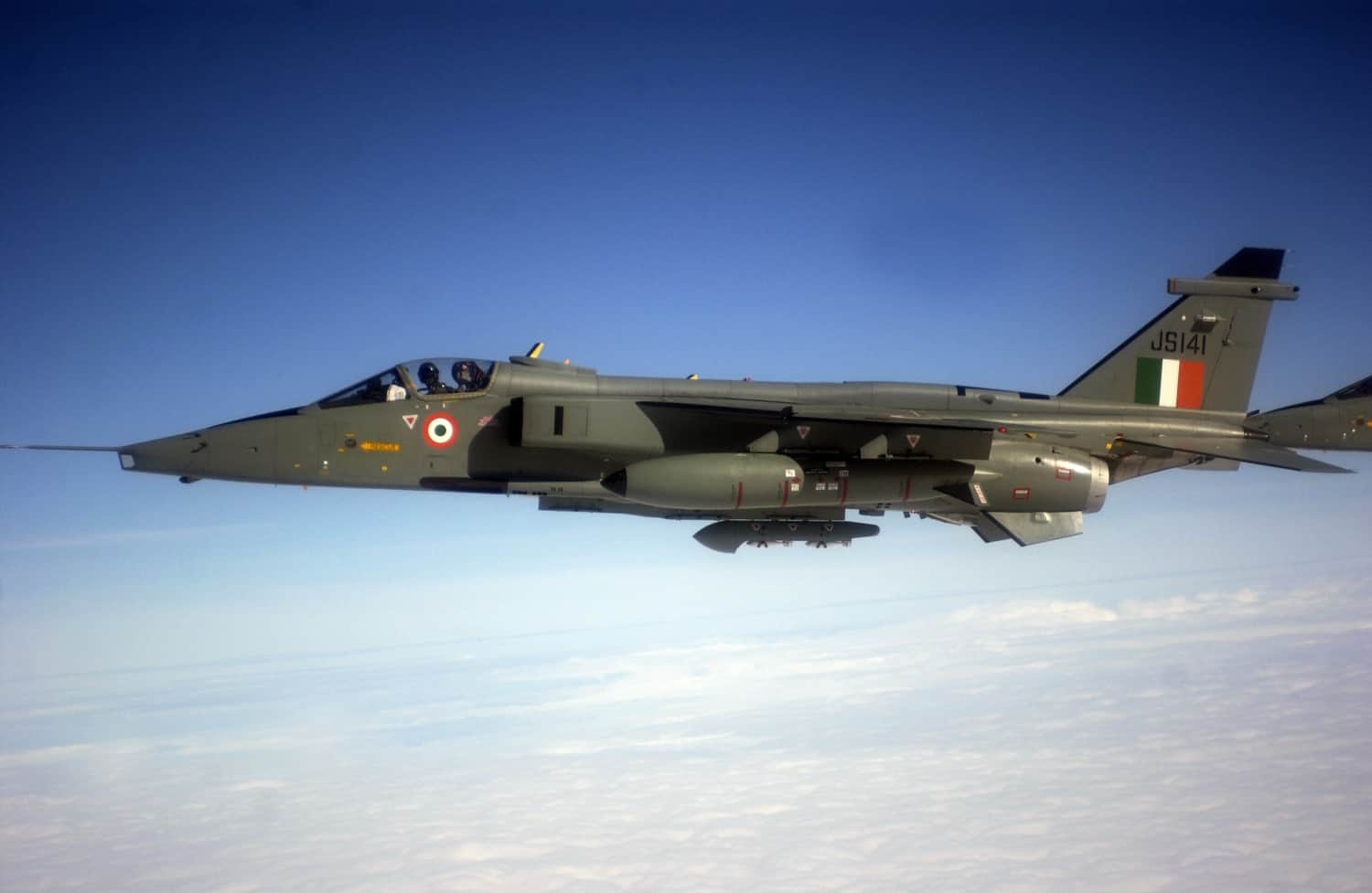 Mighty machines : Some of the worlds best and most dangerous fighter aircrafts, If third world war begins, america, china, india fighter jets