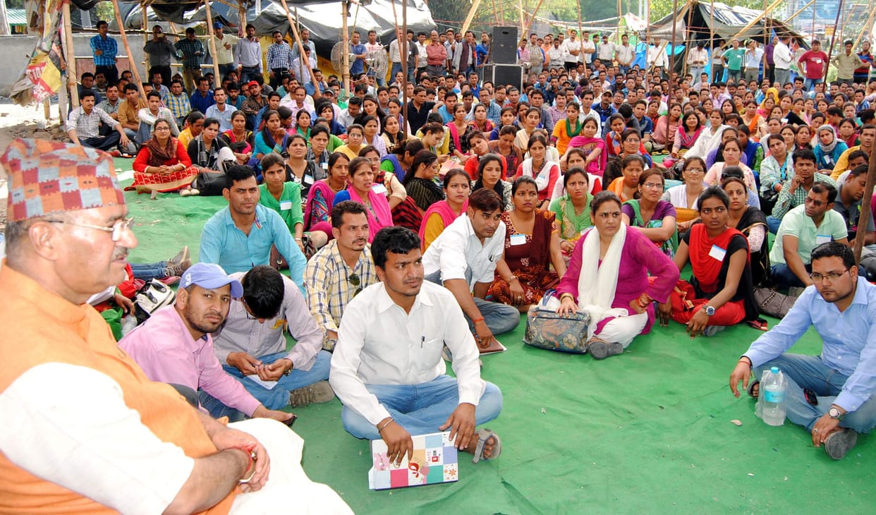 guest teachers start hunger strike.