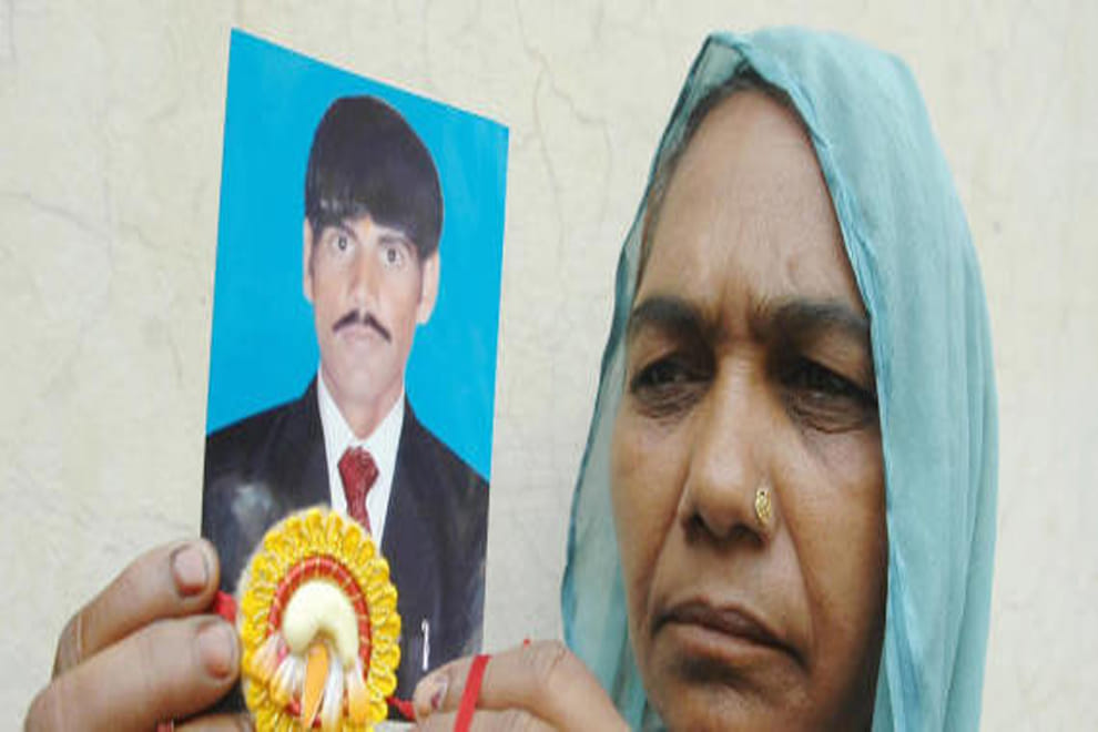 Pak says Kirpal Singh died of heart attack as India takes up issue