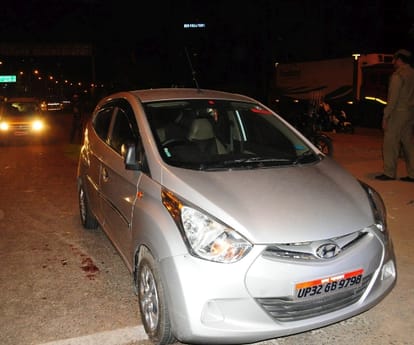 A lawyer murdered in lucknow.