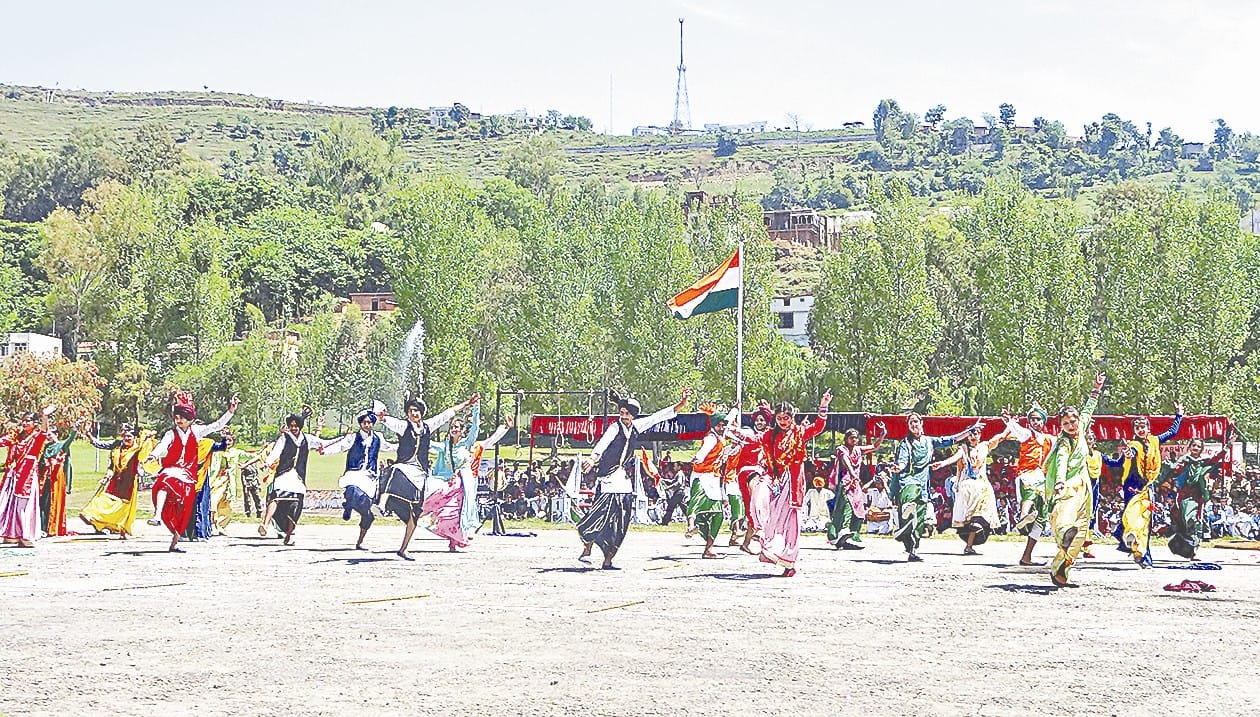 stunt show on Rajouri Day 
