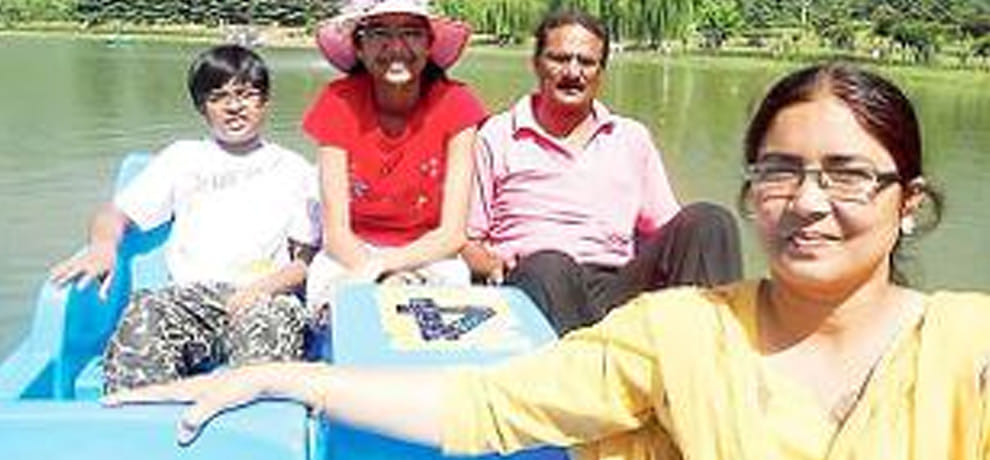 tanzeel ahmad wife farzana died in aiims