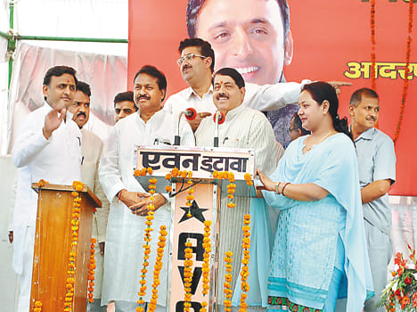 The need to form a government in the state for development: Akhilesh