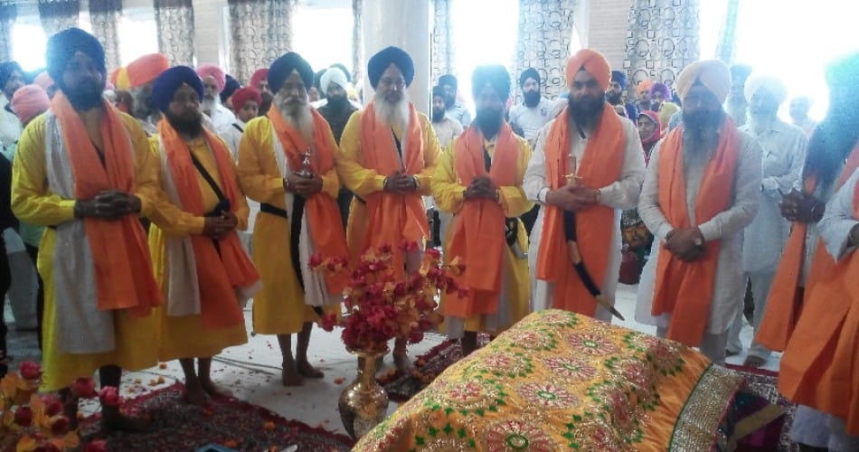 vaisakhi, vaisakhi celebration, gurudwara, sikh sangat, sikh community, mohali, punjab
