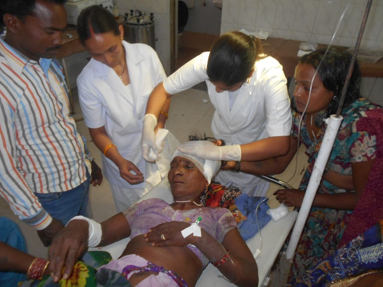 The controversy over the orchestra, 12 injured