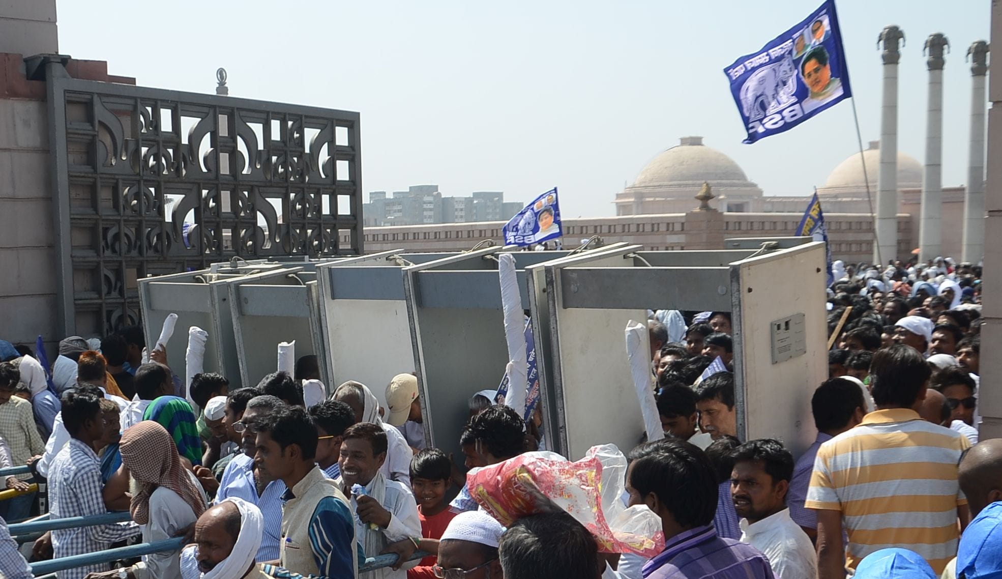mayawati attacks on akhilesh yadav on ambedkar jayanti