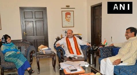  mehbooba mufti meets BJP president amit shah in delhi