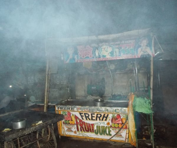 Fire in three villages in lucknow.