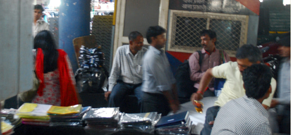 Why are tied the hands of the police, why illegal shops at police chowky