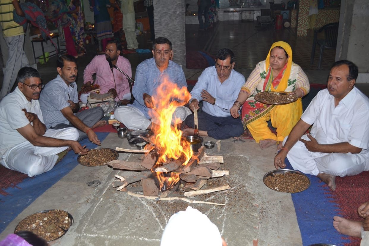 Mahagauri mother goddess worshiped in pavilions