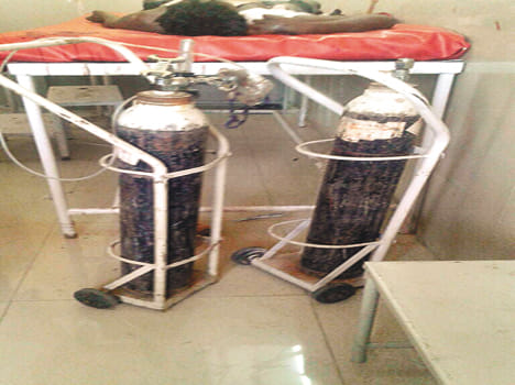  chalee gaee traama sentar ke jhaanse mein jaan Lost their lives in the trauma center of the trap