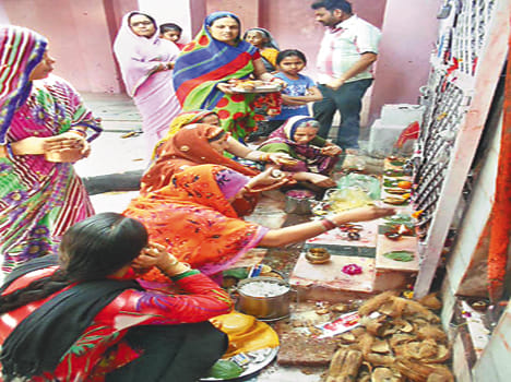 To ring in the temples are Matarani Jaykare