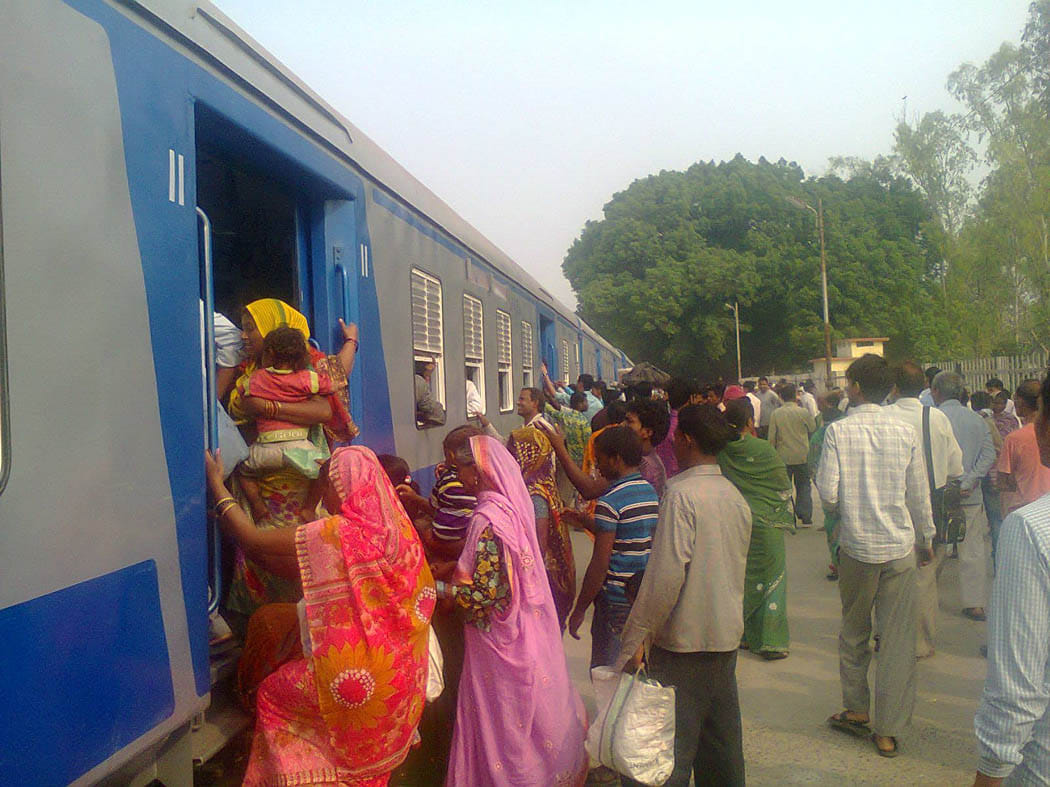  Demu struggled to climb into the passenger
