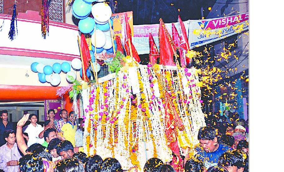 Babe Bala Dola procession reached the Maa Bhagwati Temple Teal