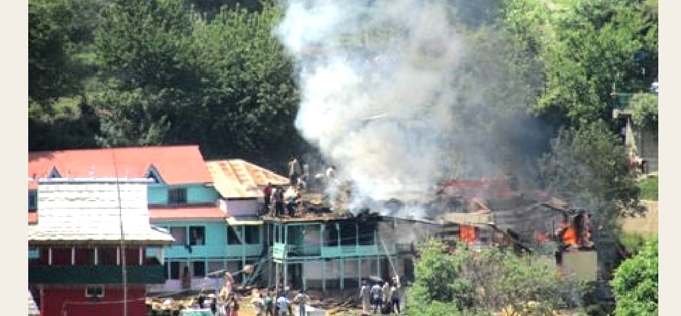 fire in house at kumarsain.