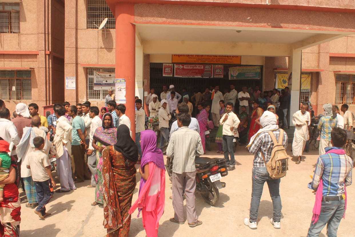 The hospital continues to strike for the third day, the patient upset