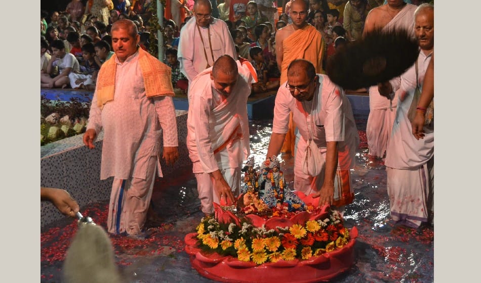 God boating in ISKCON temple on ramnavami