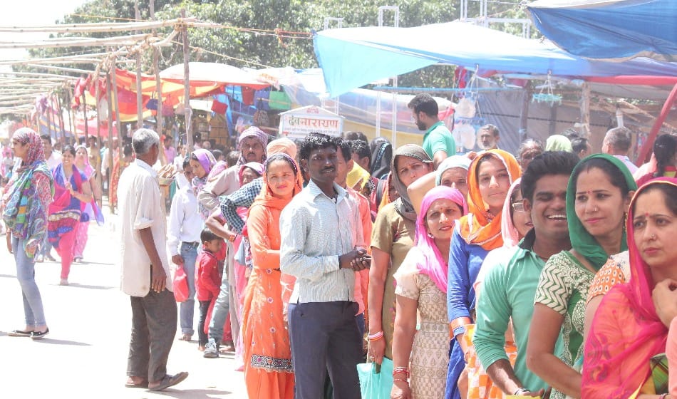 mata mansa devi tample: Exhilarating rush of devotees on navami