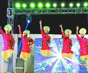 Sikh Baisakhi Mela descended people, everyone Thirka