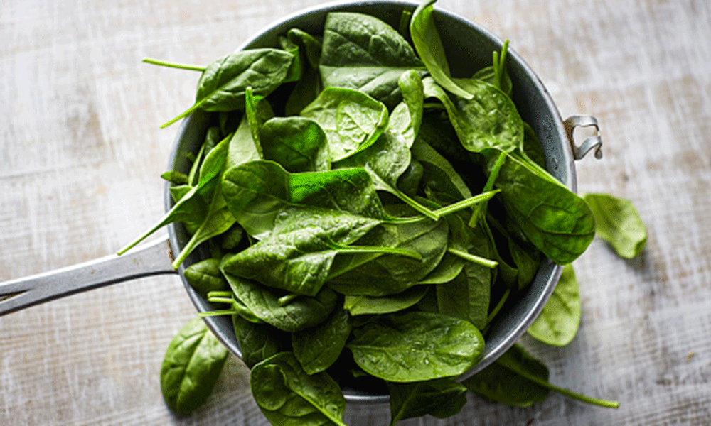 easy tasty recipe of spinach and peanut soup